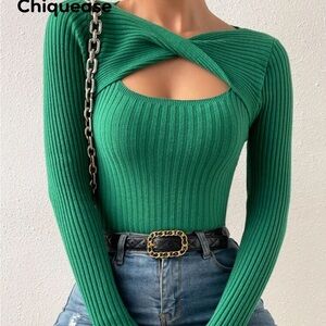Chiquease Green Ribbed Knit Top